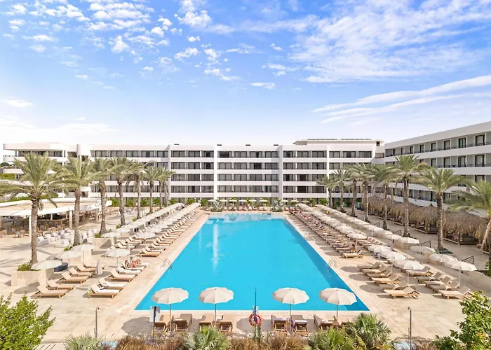 Rif At Mangrove Beach Corendon Curacao All-Inclusive, Curio By Hilton