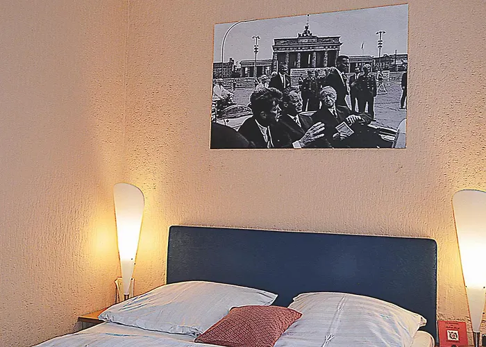 Retro - Art - Hotel Luenen