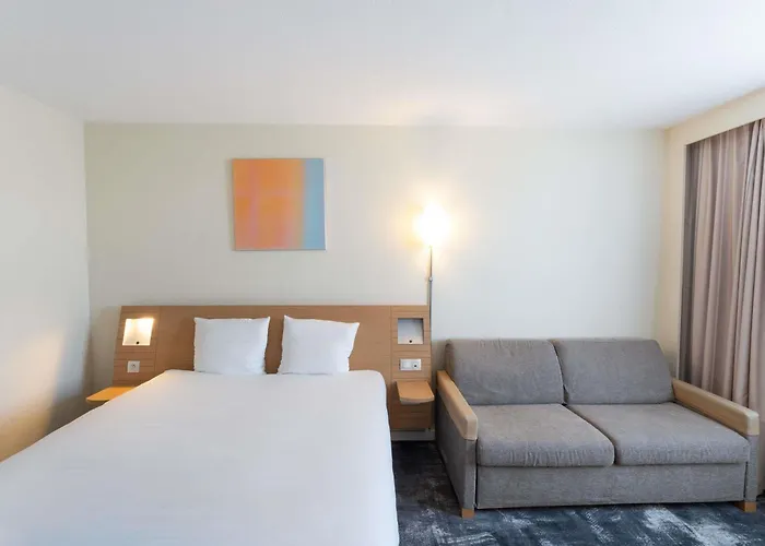 Novotel Nantes Centre Bord De Loire