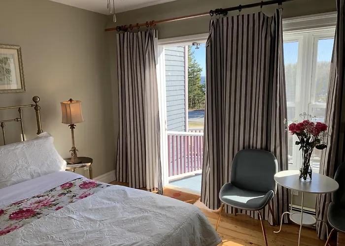 Surfside Inn