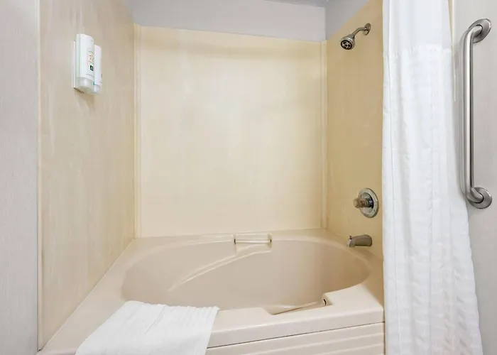 Quality Inn Ironwood