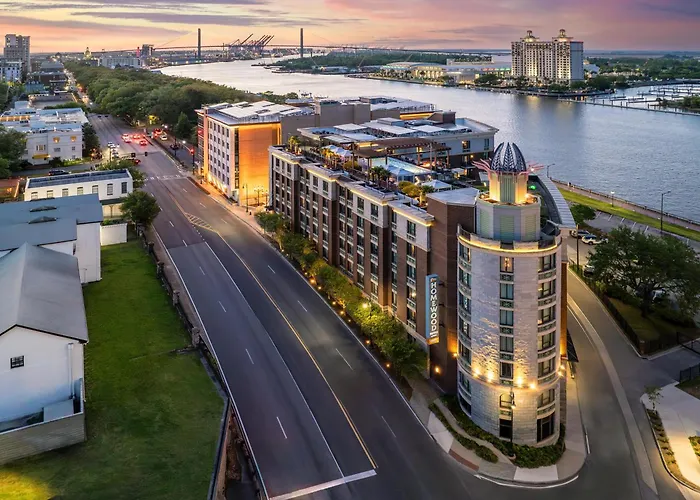 Homewood Suites Savannah Historic District/Riverfront