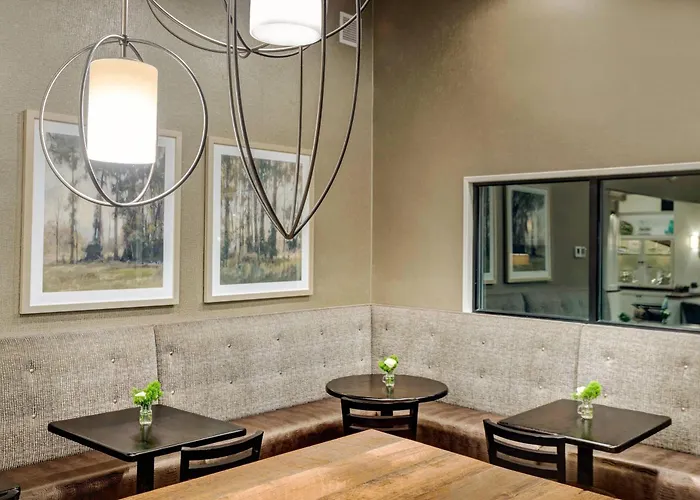Garrison & Suites Dover-Portsmouth, An Ascend Collection