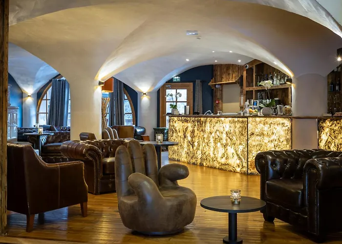 Les Suites Du Montana By Les Etincelles