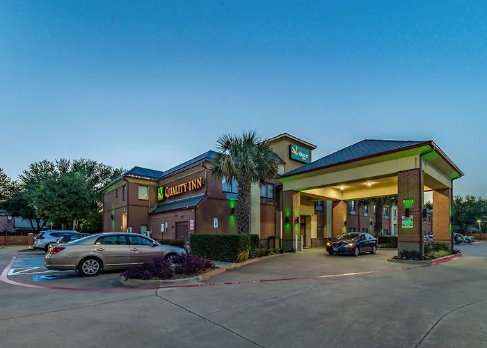 Quality West - Dallas