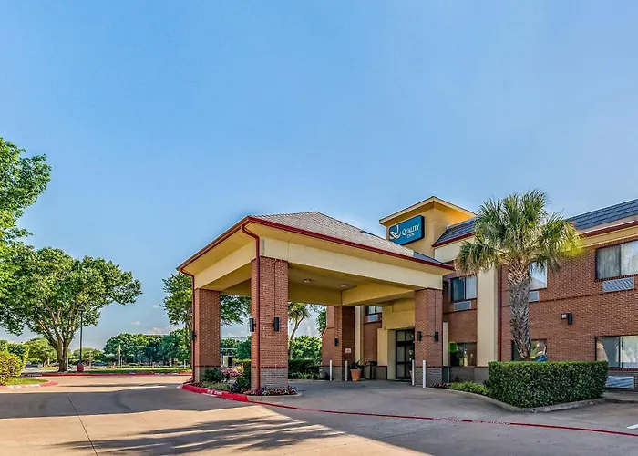 Quality West - Dallas