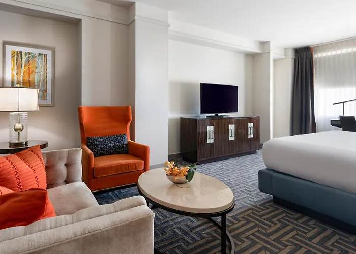 Colcord , Curio Collection By Hilton