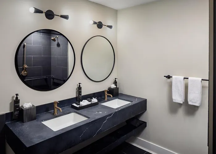 Watt Hotel Tapestry Collection By Hilton Rahway