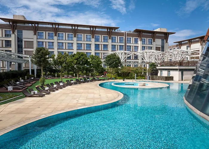 Marriott Jeju Shinhwa World