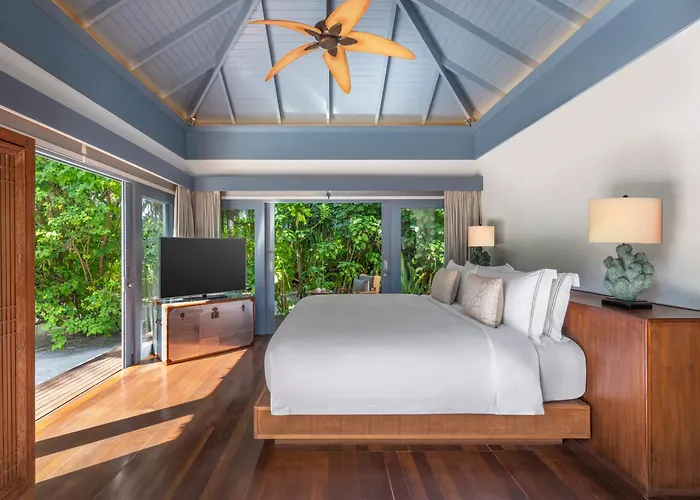 The Halcyon Private Isles Maldives, Autograph Collection Hotel Meradhoo