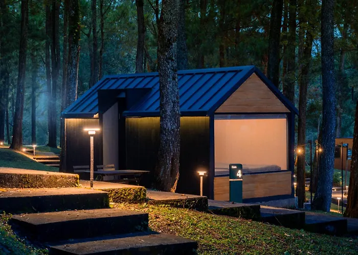 Bobocabin Coban Rondo, Malang