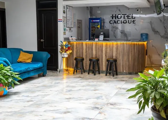 Hotel Cacique