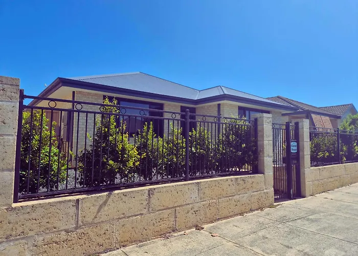 Dalyellup Private Guest House Unit