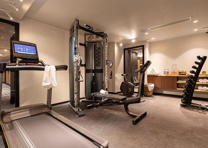 Hotel Yac Paris Clichy, A Member Of Radisson Individuals