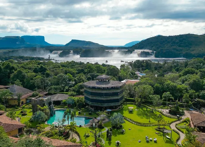 Ara Meru Lodge Canaima