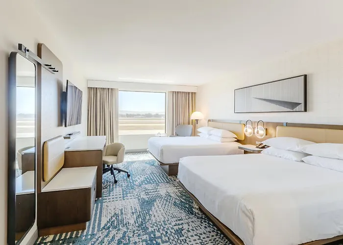 Radisson Hotel Santa Maria