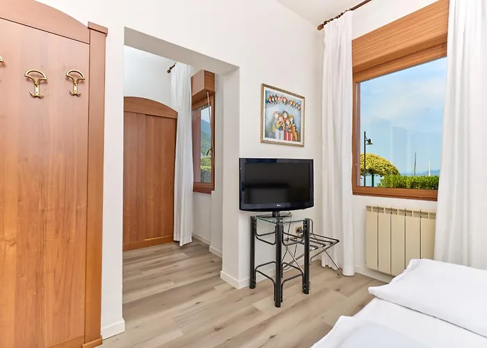 Beach Hotel Rosa