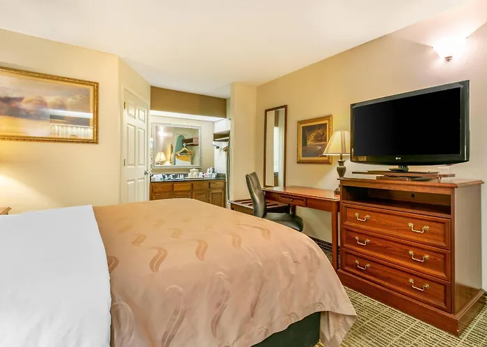 Quality Inn Johnson City I-26 Exit 17
