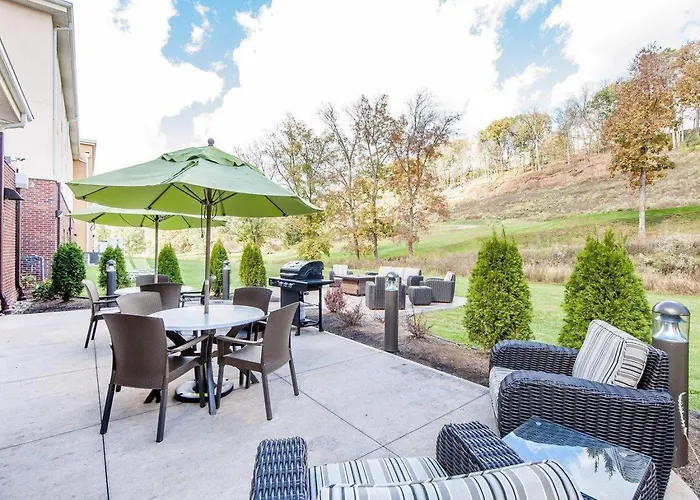 Comfort Suites Marietta-Parkersburg