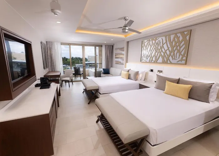 Royalton Riviera Cancun, An Autograph Collection All-Inclusive Resort & Casino (Adults Only)