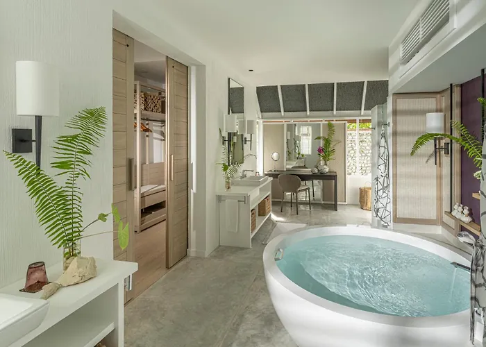 Four Seasons Resort Maldives At Landaa Giraavaru Milaidhoo