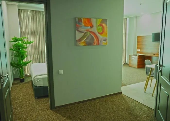 Green Tower Hotel