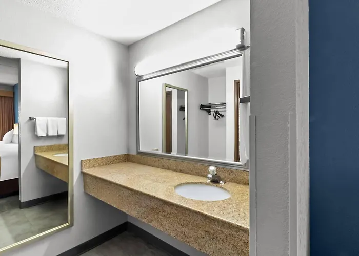 Quality Inn & Suites Cvg Airport Erlanger