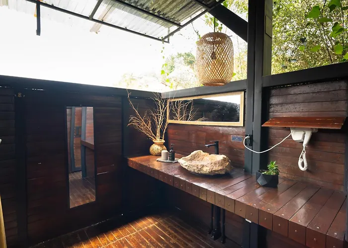 Domus Glamping Guatapé