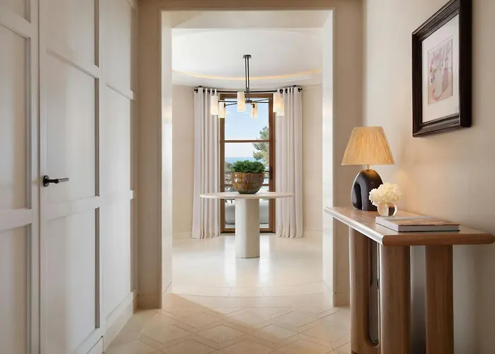 The St. Regis Mardavall Mallorca Resort Palmanova