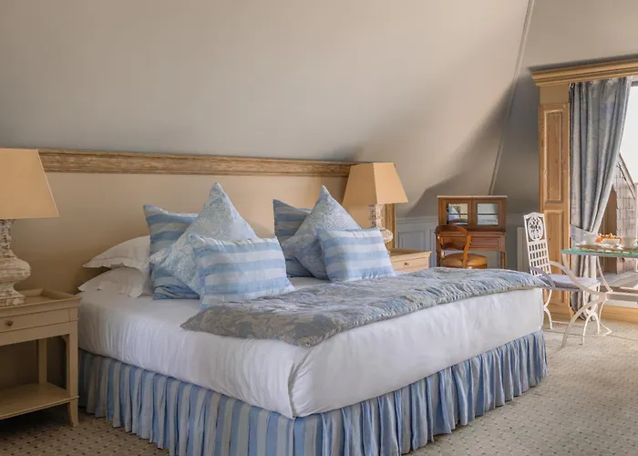 Manoir De Lan Kerellec - Relais & Chateaux - Etoile Michelin Trebeurden