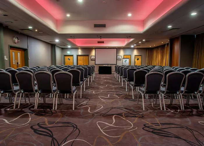 Holiday Inn Ellesmere Port/Cheshire Oaks By Ihg