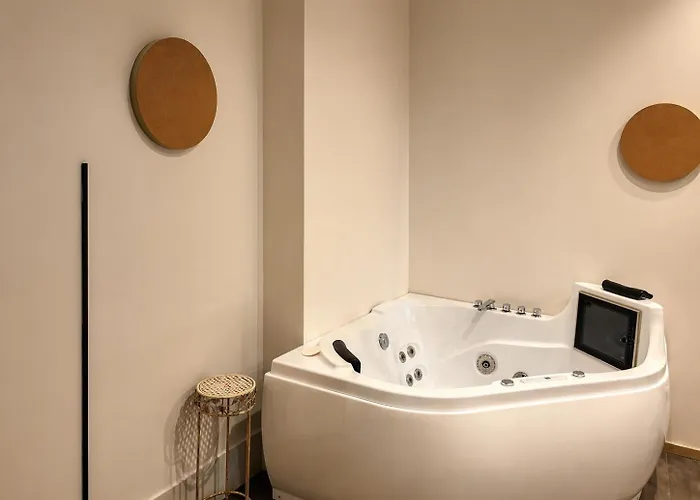 madrid central gran via Suites