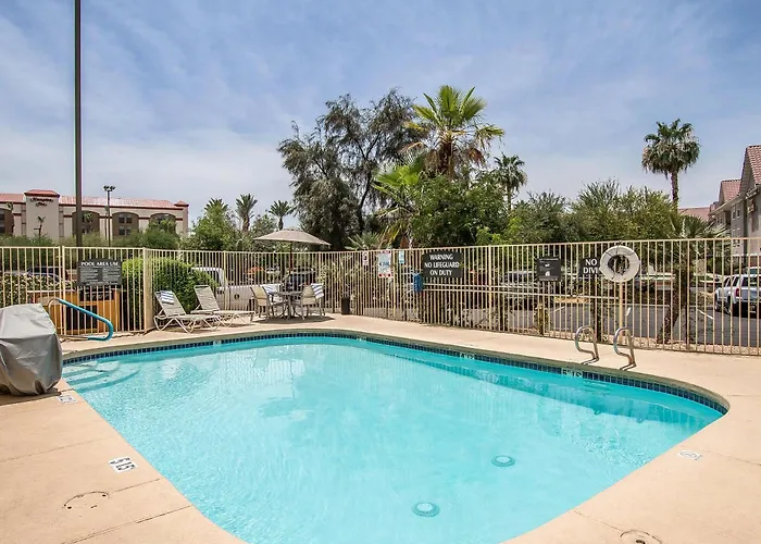 Comfort Suites Sports Complex