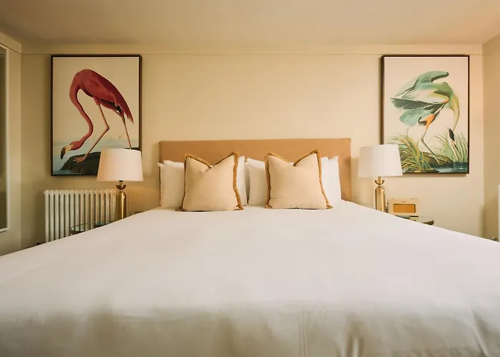 The Godolphin Hotel