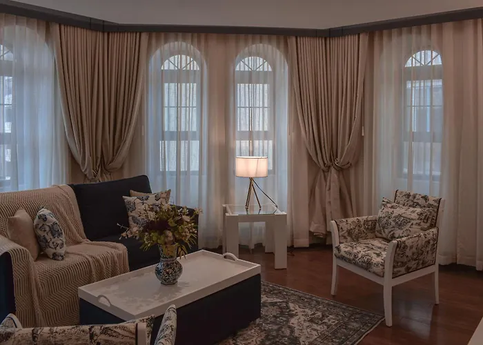 Parc Royal Suites Hotel