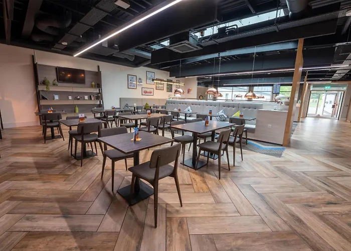 Hampton By Hilton Bristol Airport