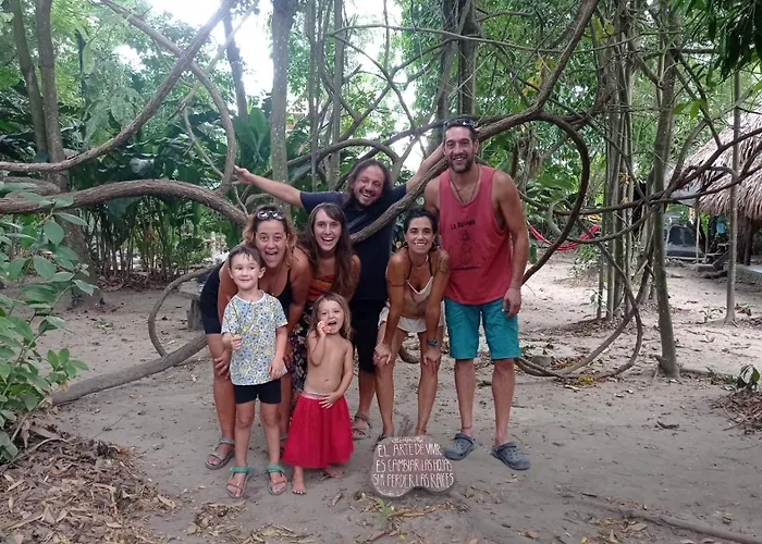 La Aldea Hostel, Camping y Hamacas