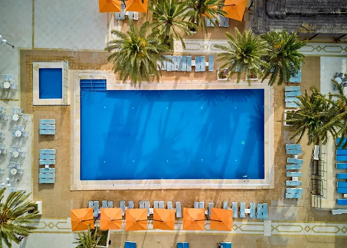 Hari Club Beach Resort Aghir