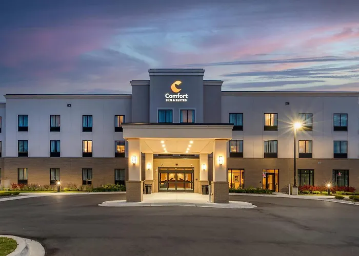 Comfort Inn & Suites Clarkston Pine Knob Area