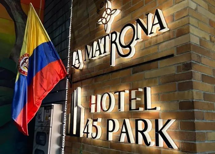 Hotel 45 Park Sabaneta