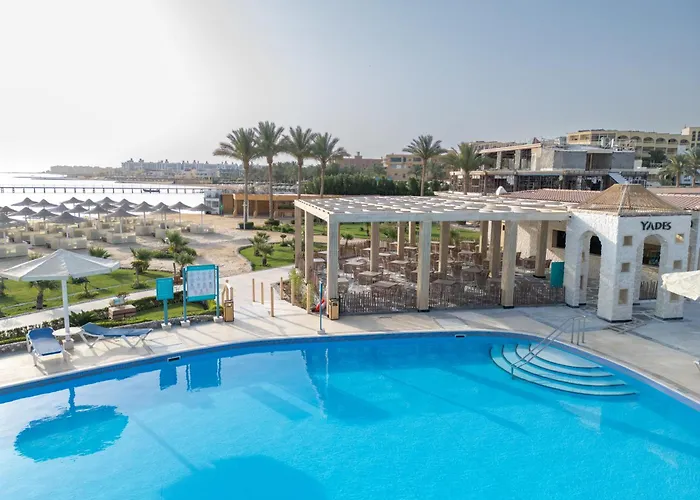 Le Jardin Aqua Park Resort