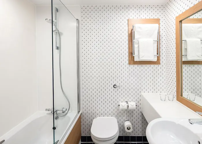 Holiday Inn Aylesbury By Ihg