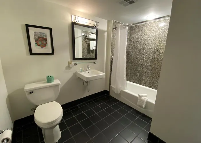 Wyndham New Orleans Airport & Conference Center Hotel Kenner
