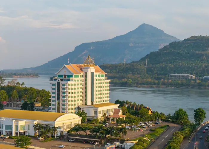 Champasak Grand Hotel