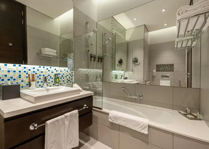 Fraser Suites