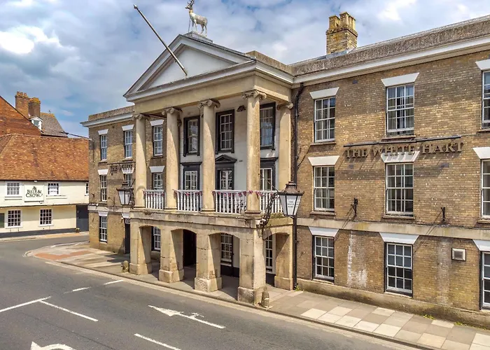 Mercure Salisbury White Hart Hotel & Apartments