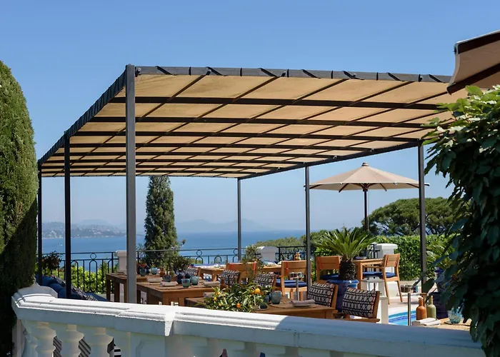 Althoff Villa Belrose