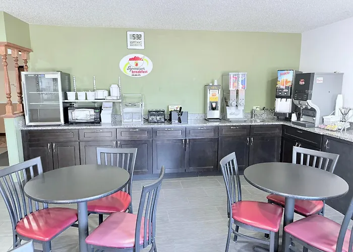 Super 8 By Wyndham Fond Du Lac