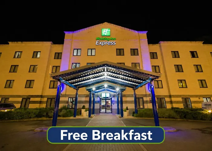Holiday Inn Express Poole By Ihg