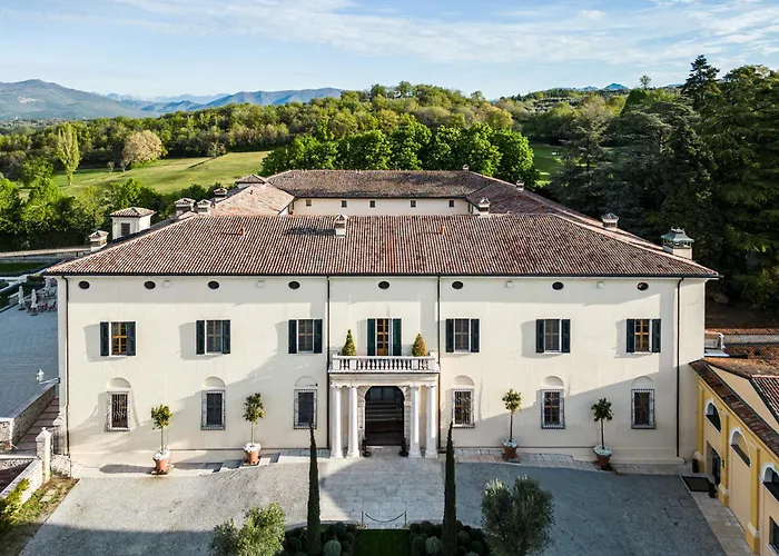 Qc Grand Hotel Villa Arzaga Garda Spa & Golf